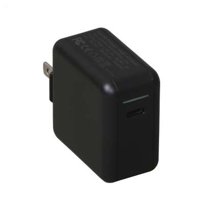 61W Fast Charge Compact Universal global travel charger 1 Type-C Port Wall Charger for Mobile Phone